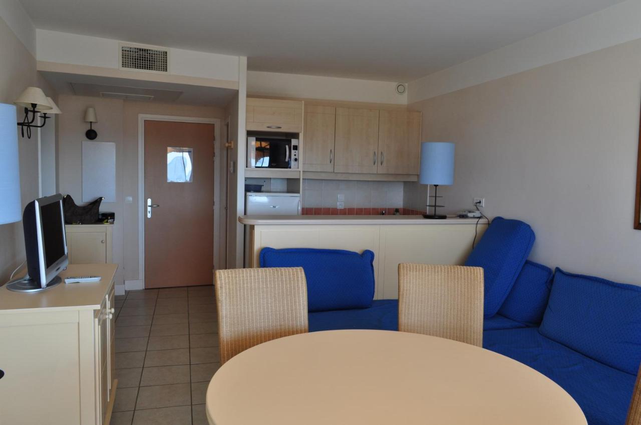 Inter-Residences Heliotel Marine Сен-Лоран-дю-Вар Екстериор снимка